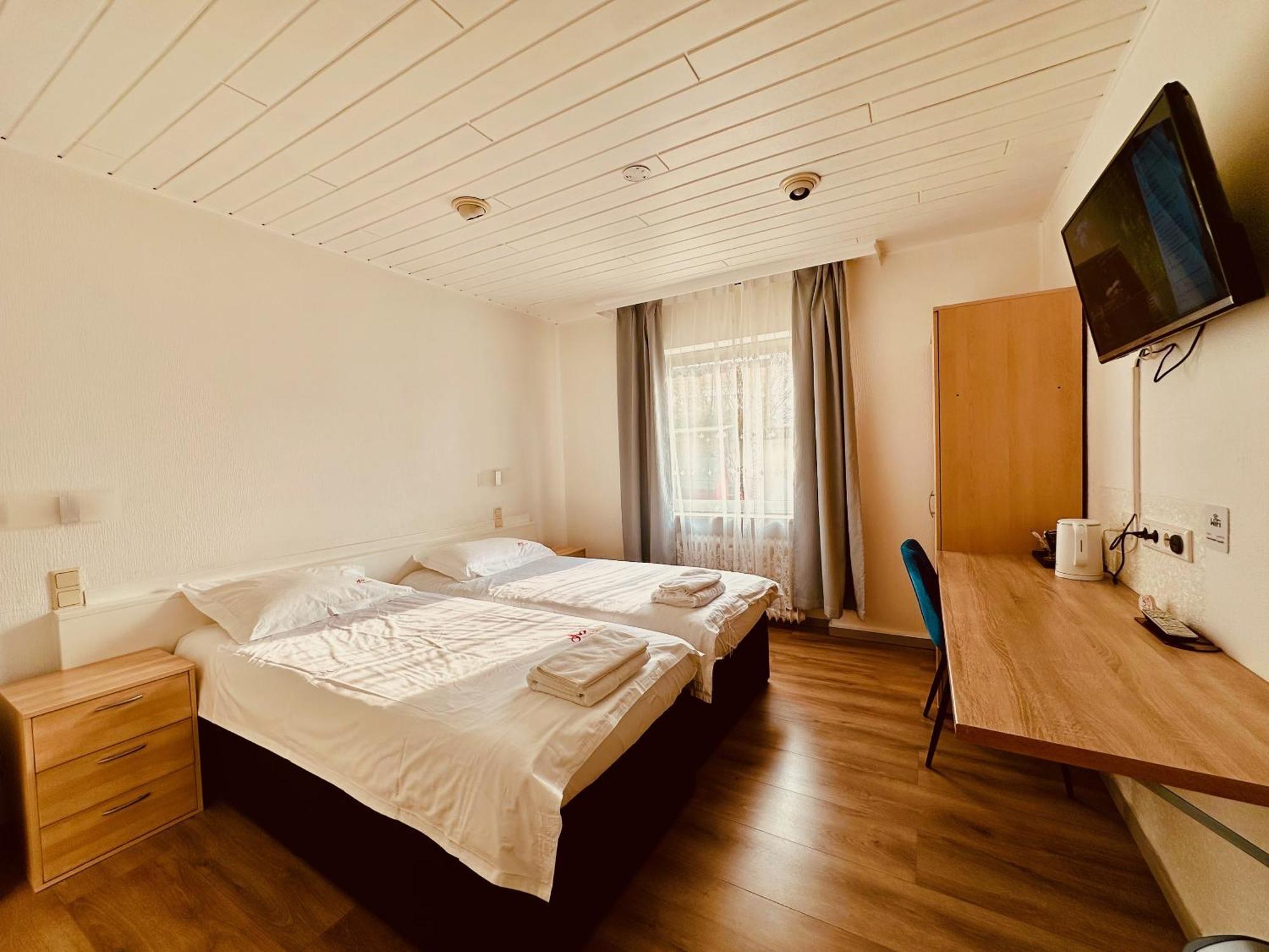 Hotel Destille Dormagen Szoba fotó