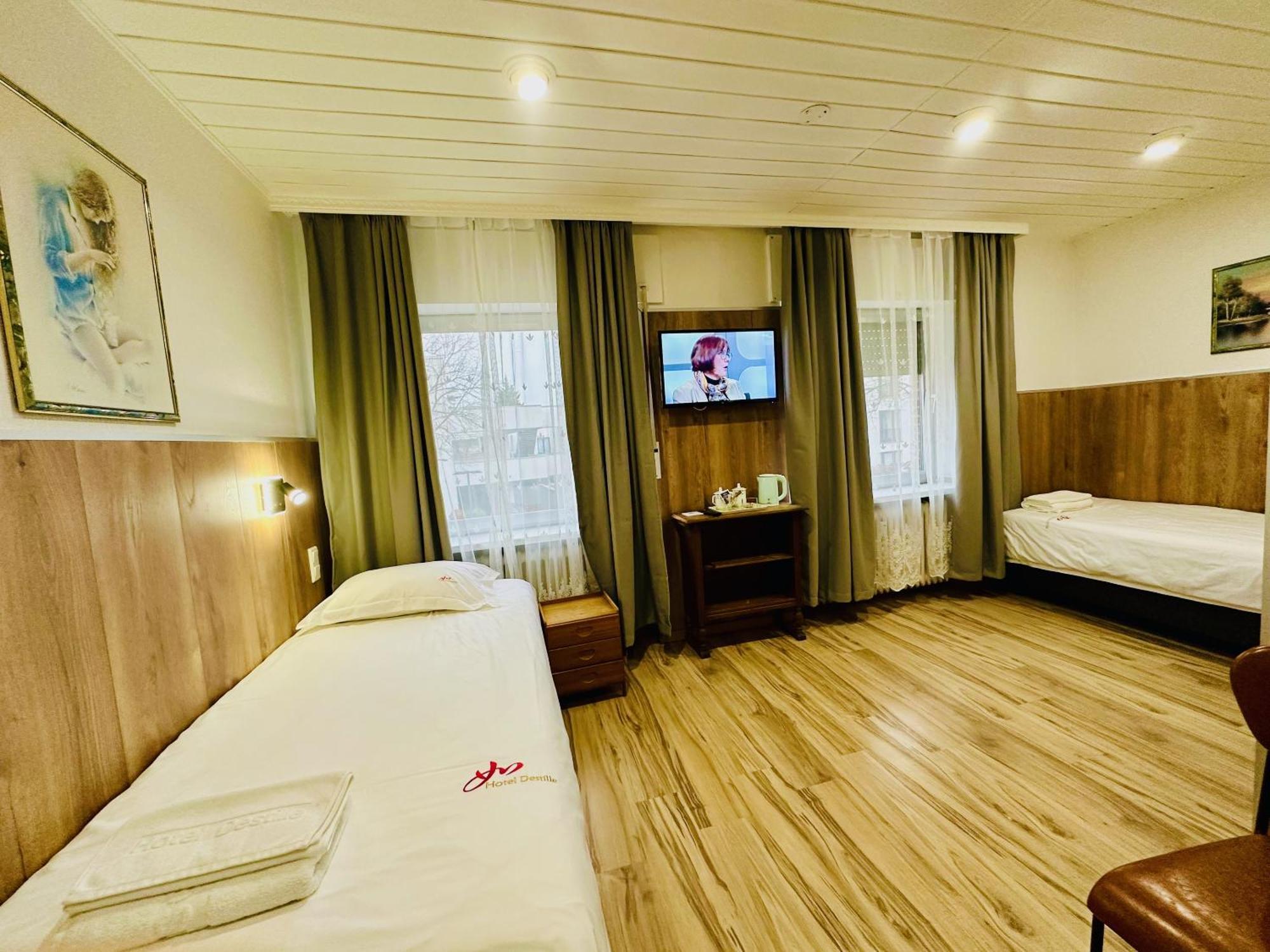 Hotel Destille Dormagen Szoba fotó